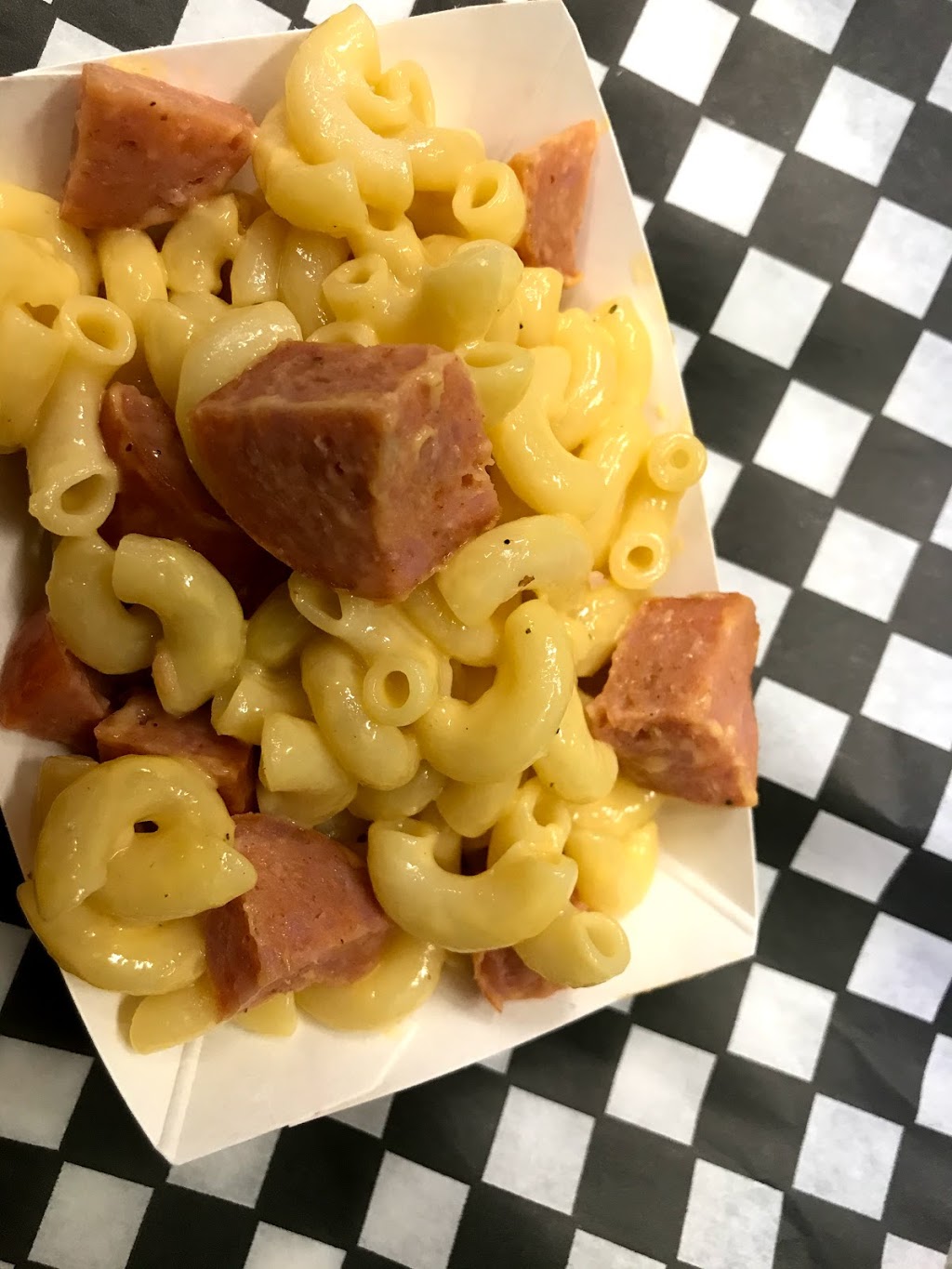 Bistro le 41 | 41 Avenue Bégin, Lévis, QC G6V 4B8, Canada | Phone: (418) 575-1305