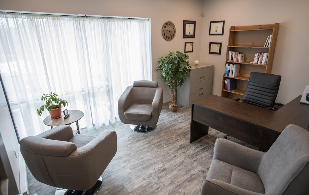 Annabelle Lajoie, Travailleuse sociale | 163 Rue Beaudry N Suite 101, Joliette, QC J6E 6A6, Canada | Phone: (450) 760-7464
