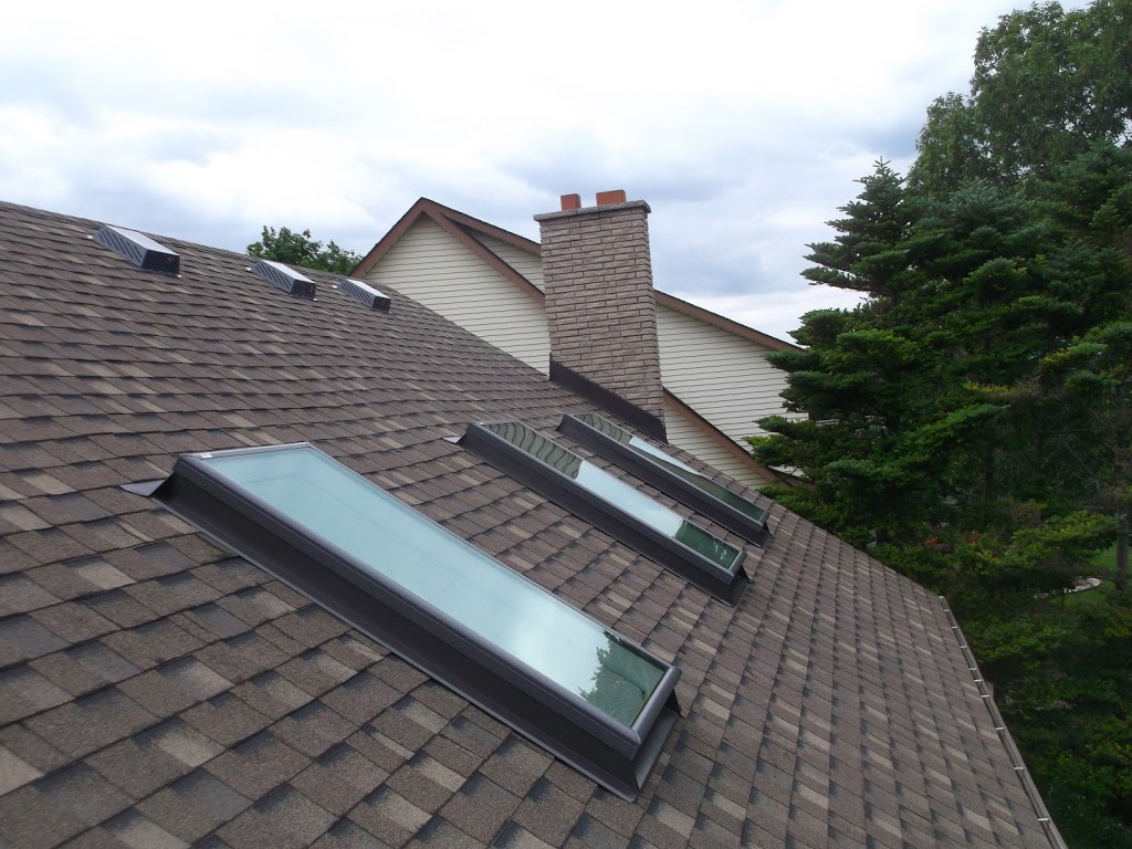 DeLuca Roofing | 1038 Cooke Blvd #4, Burlington, ON L7T 4A8, Canada | Phone: (905) 631-0961
