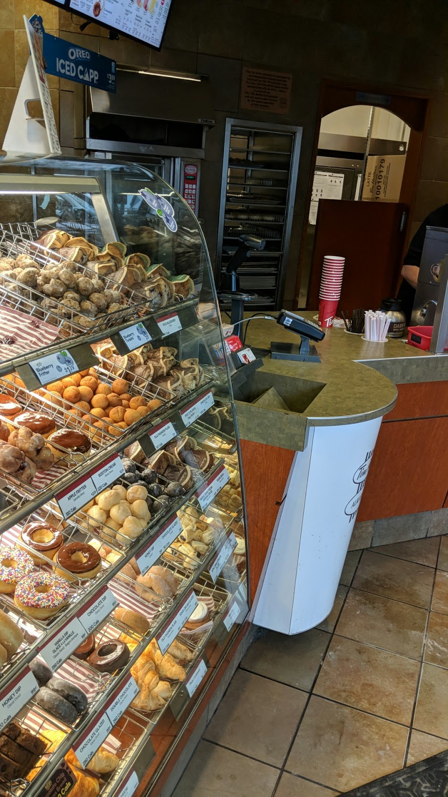 Tim Hortons | cafe | 111 York St, London, ON N6A 1A8, Canada | 5194386701 OR +1 519-438-6701