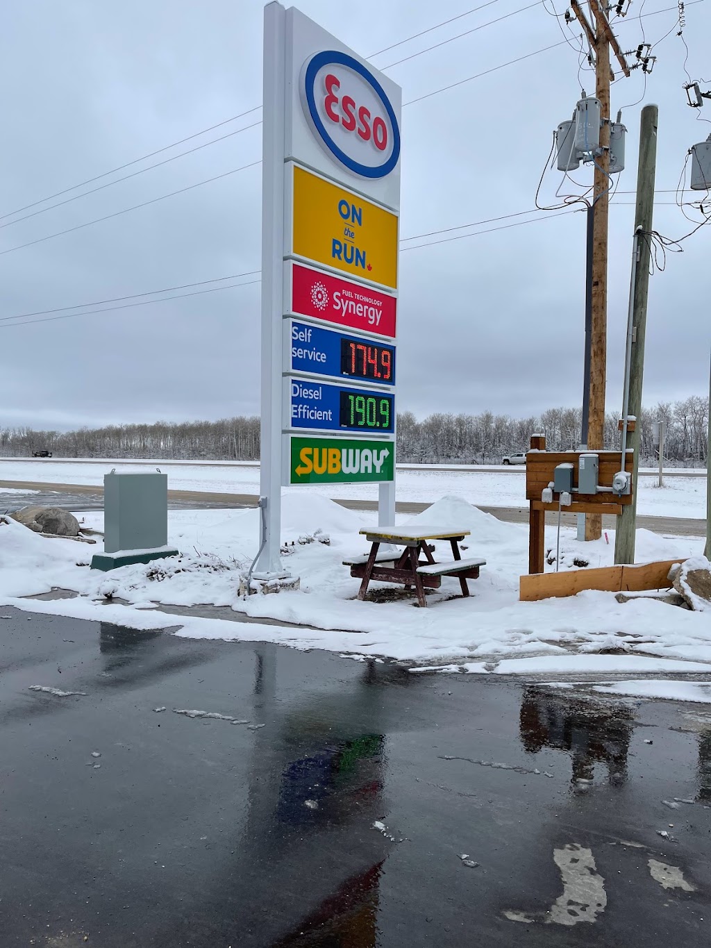 Esso | gas station | 43164 1 East Hwy, Richer, MB R0E 1S0, Canada | 4316990180 OR +1 431-699-0180