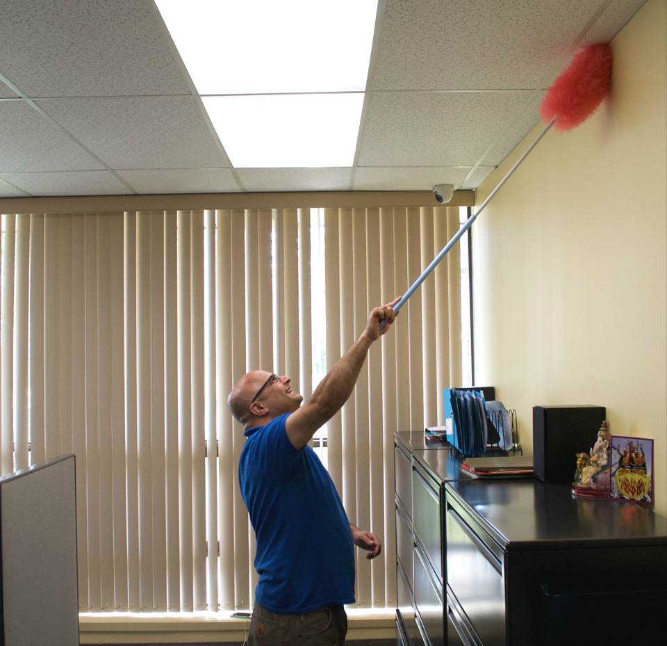 Jan-Pro Mississauga - Office & Commercial Cleaning Services | 2295 Dunwin Dr #1, Mississauga, ON L5L 3S4, Canada | Phone: (905) 569-1131