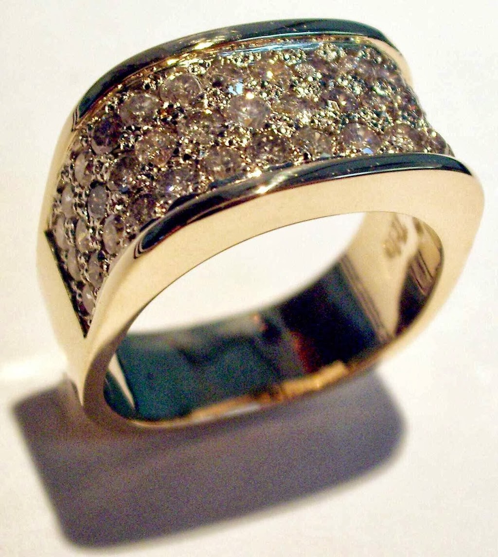 Trio Diamond & Gold Jewellery | 4669 Kingsway, Burnaby, BC V5H 2B3, Canada | Phone: (604) 437-0318