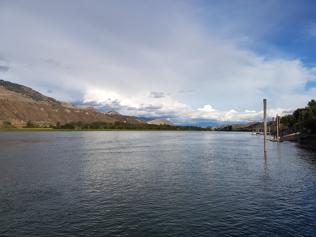 Riverside Bed & Breakfast | 2664 Thompson Dr, Kamloops, BC V2C 4L4, Canada | Phone: (888) 400-1043
