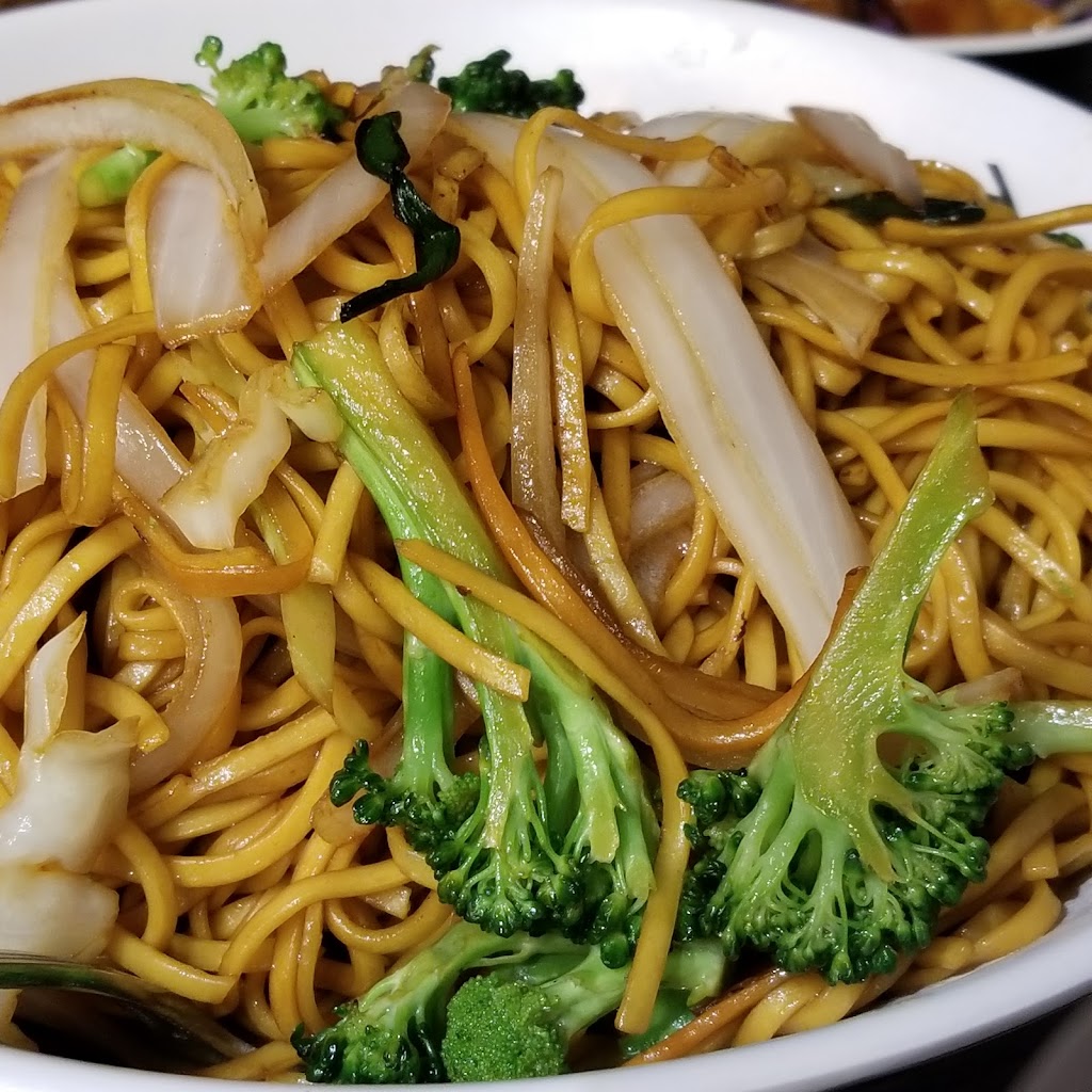 The Zen Hakka Chinese & Thai Stouffville | Longos Plaza, 5779 Main St Suite 108, Whitchurch-Stouffville, ON L4A 2T1, Canada | Phone: (905) 642-8188