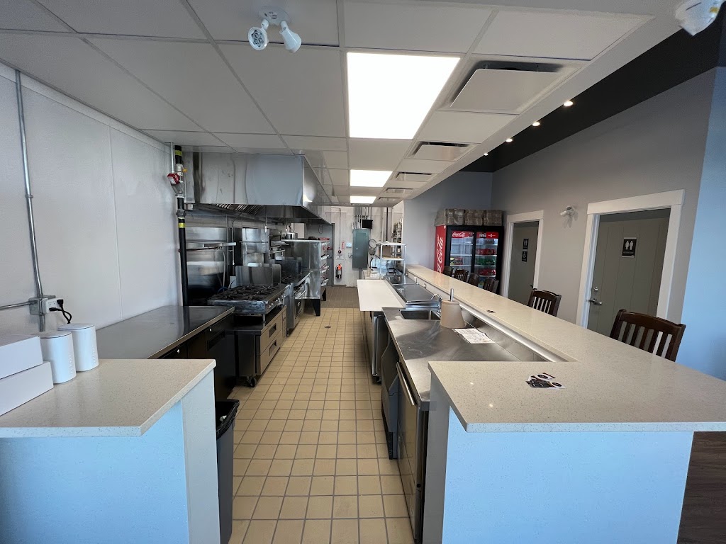 Primo YYC Pizza & Pasta | 5335 Dufferin Blvd SE #150, Calgary, AB T2C 5R9, Canada | Phone: (403) 300-2225