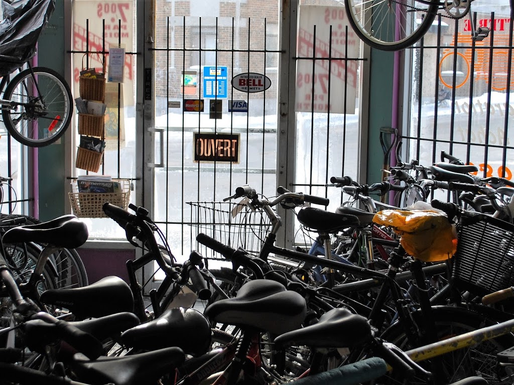 La Bicycletterie JR | bicycle store | 201 Rue Rachel E, Montréal, QC H2W 1E4, Canada | 5148436989 OR +1 514-843-6989