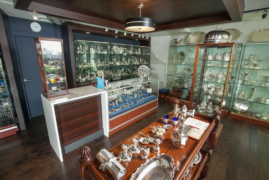 JH Tee Antiques Ltd | 1631 W 3rd Ave, Vancouver, BC V6J 1K1, Canada | Phone: (604) 261-0398