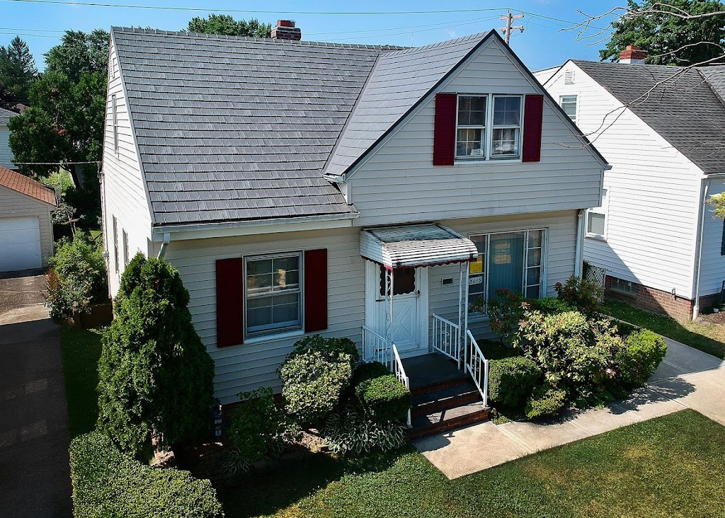 Besa Roofing - KasselWood Metal Roof | 339 Rathburn Rd W unit 819, Mississauga, ON L5B 0K6, Canada | Phone: (833) 709-5577
