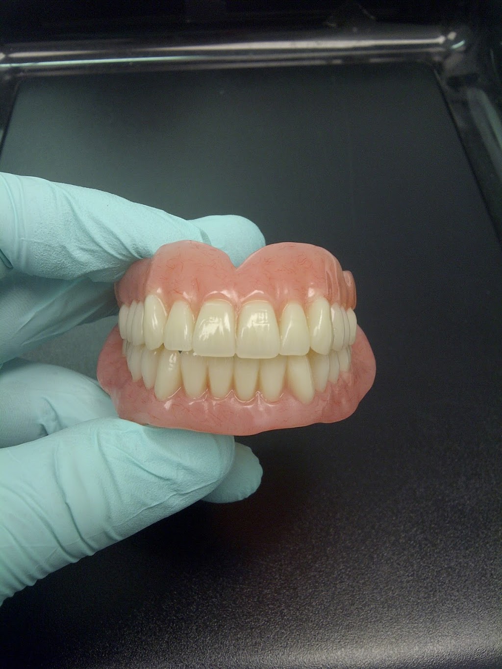 Dental and Denture Office Burlington | 440 Elizabeth St #103, Burlington, ON L7R 2M1, Canada | Phone: (905) 330-3000