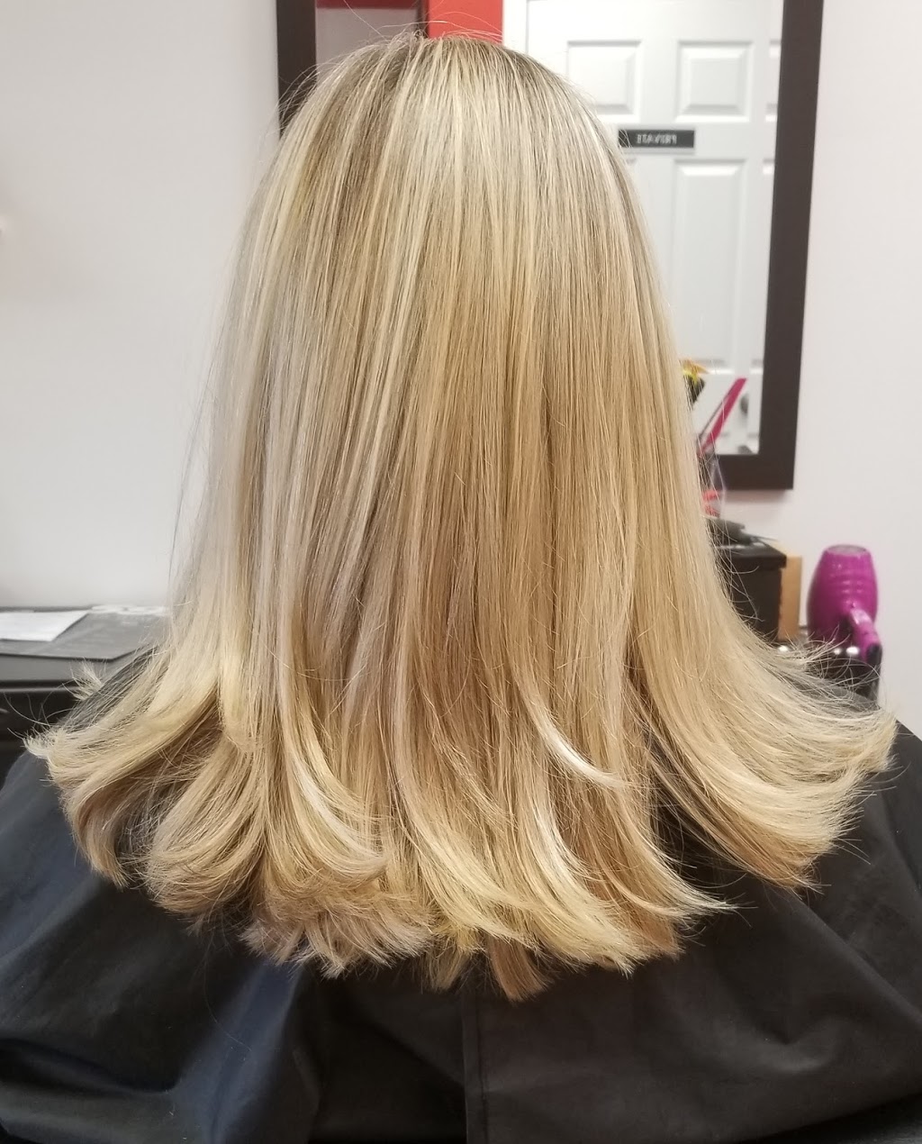 592 Salon and Spa | 106 Humber College Blvd Unit #6, Etobicoke, ON M9V 4E4, Canada | Phone: (647) 352-2112