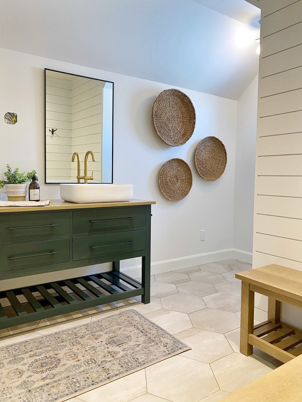 NATUR meubles & design | 586 Rue de Saint Jovite, Mont-Tremblant, QC J8E 2Z9, Canada | Phone: (819) 717-1213