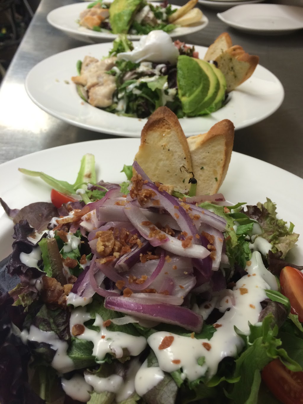 Club Ilia | 8902 University High St, Burnaby, BC V5A 4X6, Canada | Phone: (604) 568-4993