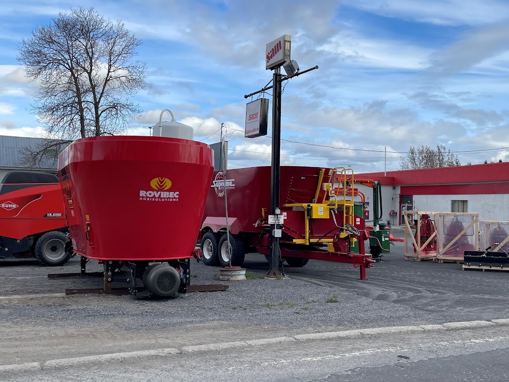 Service Agromecanique Inc | 24 Rue Principale O, Saint-Clément, QC G0L 2N0, Canada | Phone: (418) 963-2177