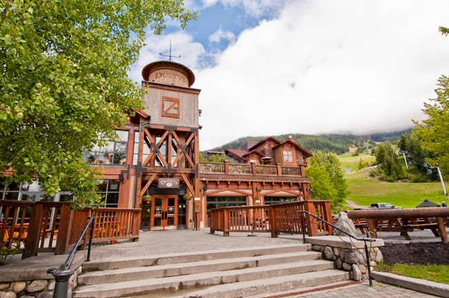 Lodging Ovations | 2036 London Ln, Whistler, BC V0N 1B2, Canada | Phone: (800) 320-0896