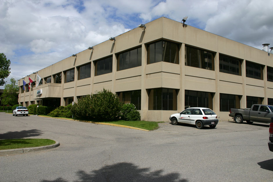 Clarity Laser Vision | 1016 68 Ave SW #110, Calgary, AB T2V 4J2, Canada | Phone: (587) 600-3552