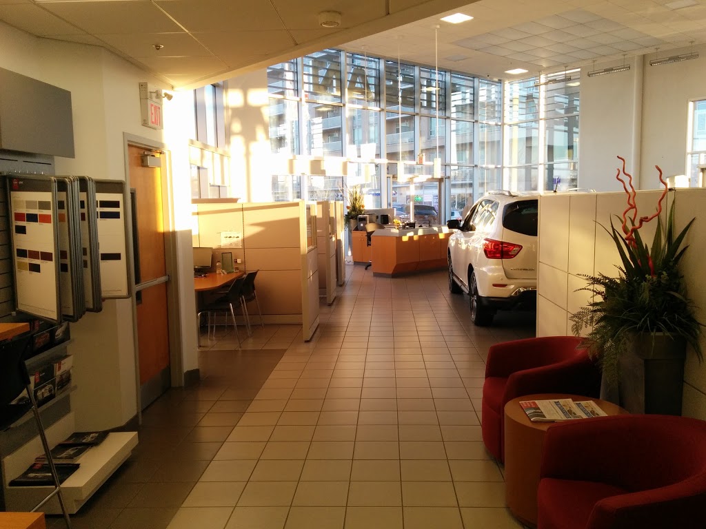Village Nissan | 25 South Unionville Ave, Unionville, ON L3R 6B8, Canada | Phone: (905) 477-3337