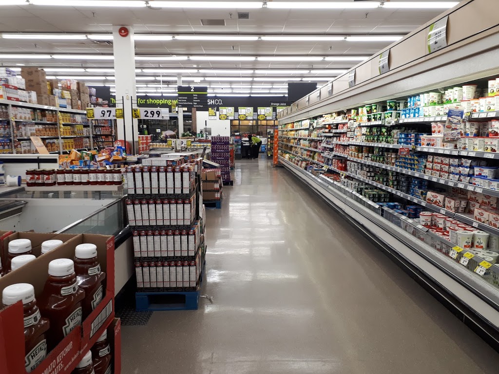 FreshCo Leamington Erie Street | 250 Erie St S, Leamington, ON N8H 3C5, Canada | Phone: (519) 322-0713