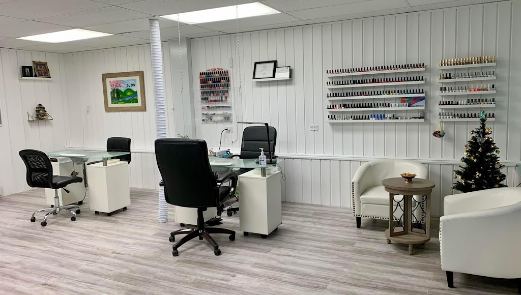 Nails by Siri | 17 Bay St, Parry Sound, ON P2A 1S4, Canada | Phone: (705) 465-2919