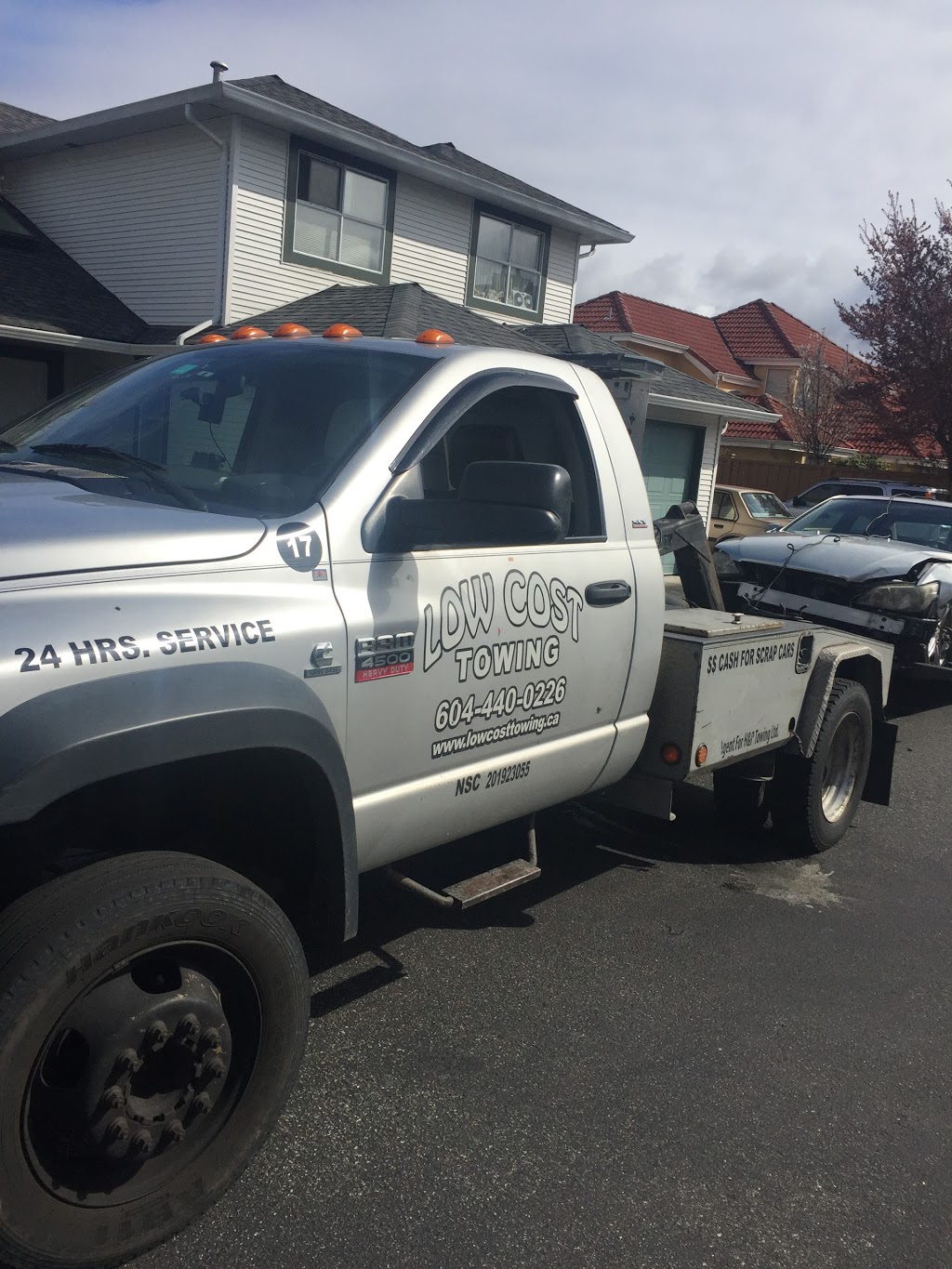 Low Cost Towing inc. | Lowcosttowing Ltd, 8267 116a St, Delta, BC V4C 5Z1, Canada | Phone: (604) 817-9292