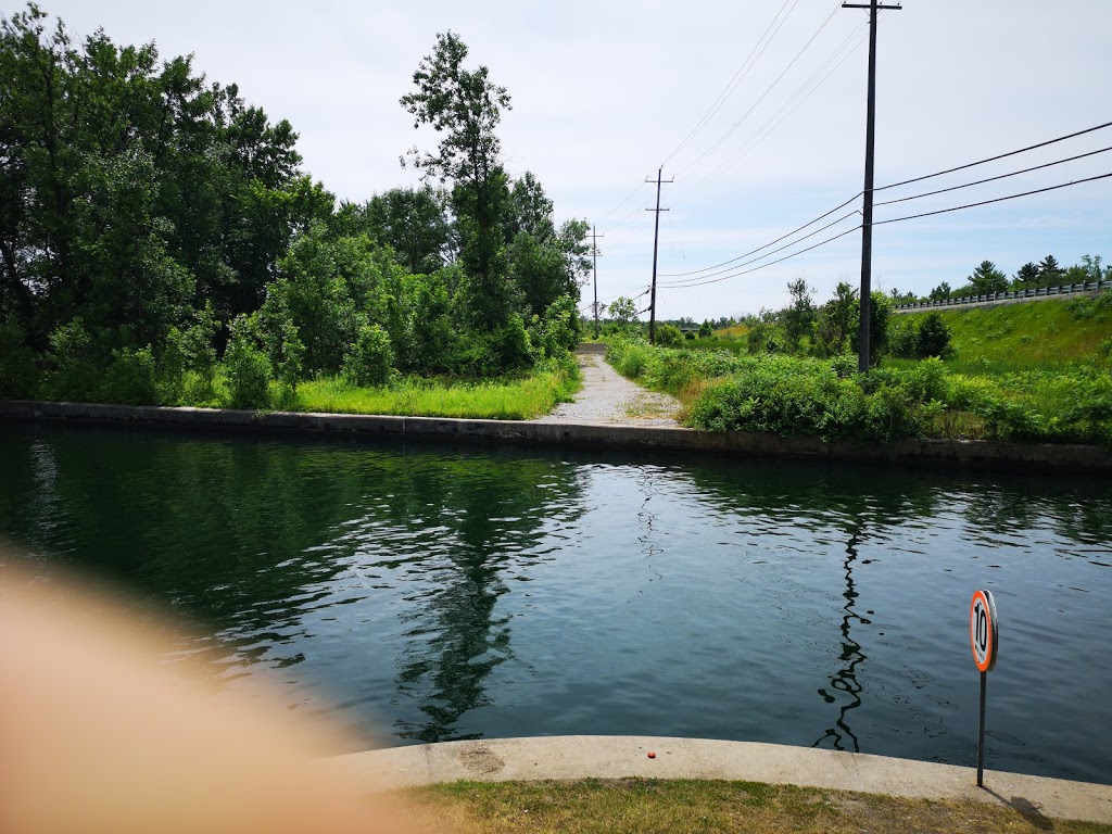 McGregor on the Water | 3331 McClelland Rd, Washago, ON L0K 2B0, Canada | Phone: (705) 689-9935