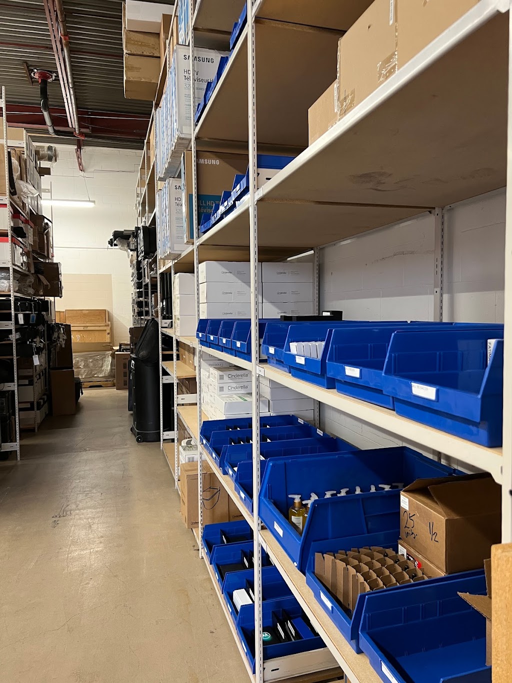 Pik N Pack 3PL Fulfillment Services | 1243 Kamato Rd, Mississauga, ON L4W 2M2, Canada | Phone: (647) 484-3070