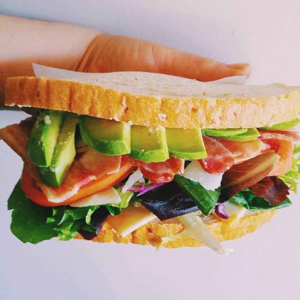 Cafe Amarti | 3033 Immel St #320, Abbotsford, BC V2S 6S2, Canada | Phone: (604) 504-0899