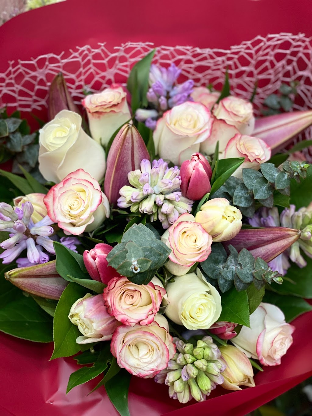 Downtown Florist | 730 Davie St, Vancouver, BC V6Z 1B6, Canada | Phone: (604) 697-9007