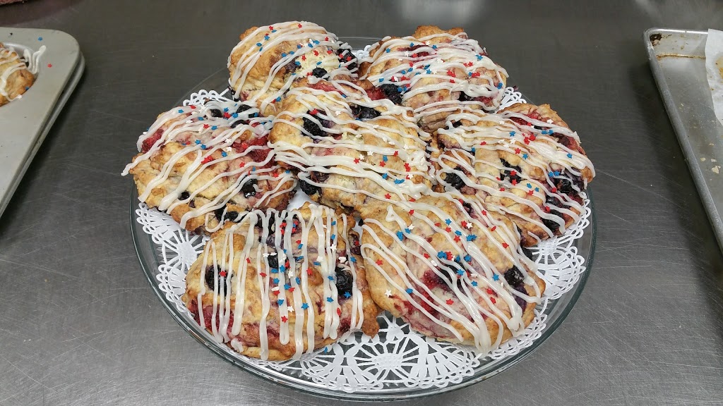 The Village Bake Shoppe | 417 Center St, Lewiston, NY 14092, USA | Phone: (716) 754-2300
