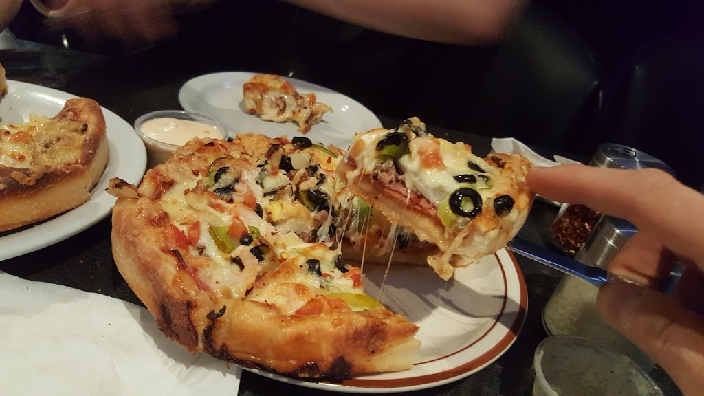 Stavros Pizza & Sports Bar | 5-7750 Ranchview Dr NW #5, Calgary, AB T3G 1Y9, Canada | Phone: (403) 239-5531