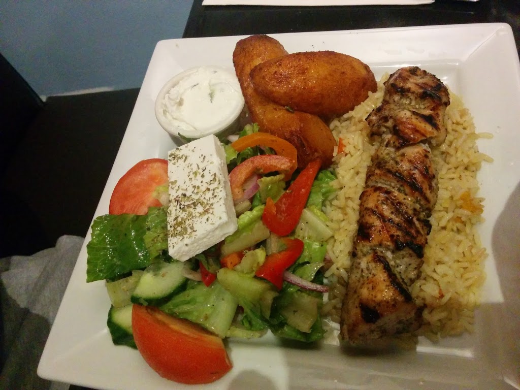 Lorenzo Bar And Grill | 911 Richmond Rd, Ottawa, ON K2A 0G8, Canada | Phone: (613) 820-5040