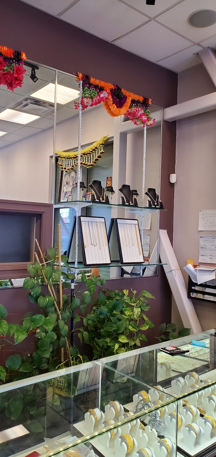 All India Jewelers | 4267 23 Ave NW, Edmonton, AB T6L 5Z8, Canada | Phone: (780) 469-6663