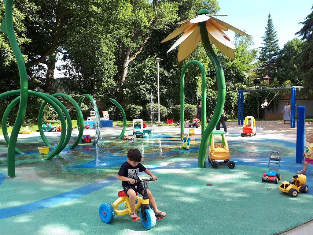 Gledhill Park | 125 Gledhill Ave, Toronto, ON M4C 5K7, Canada | Phone: (416) 392-2489