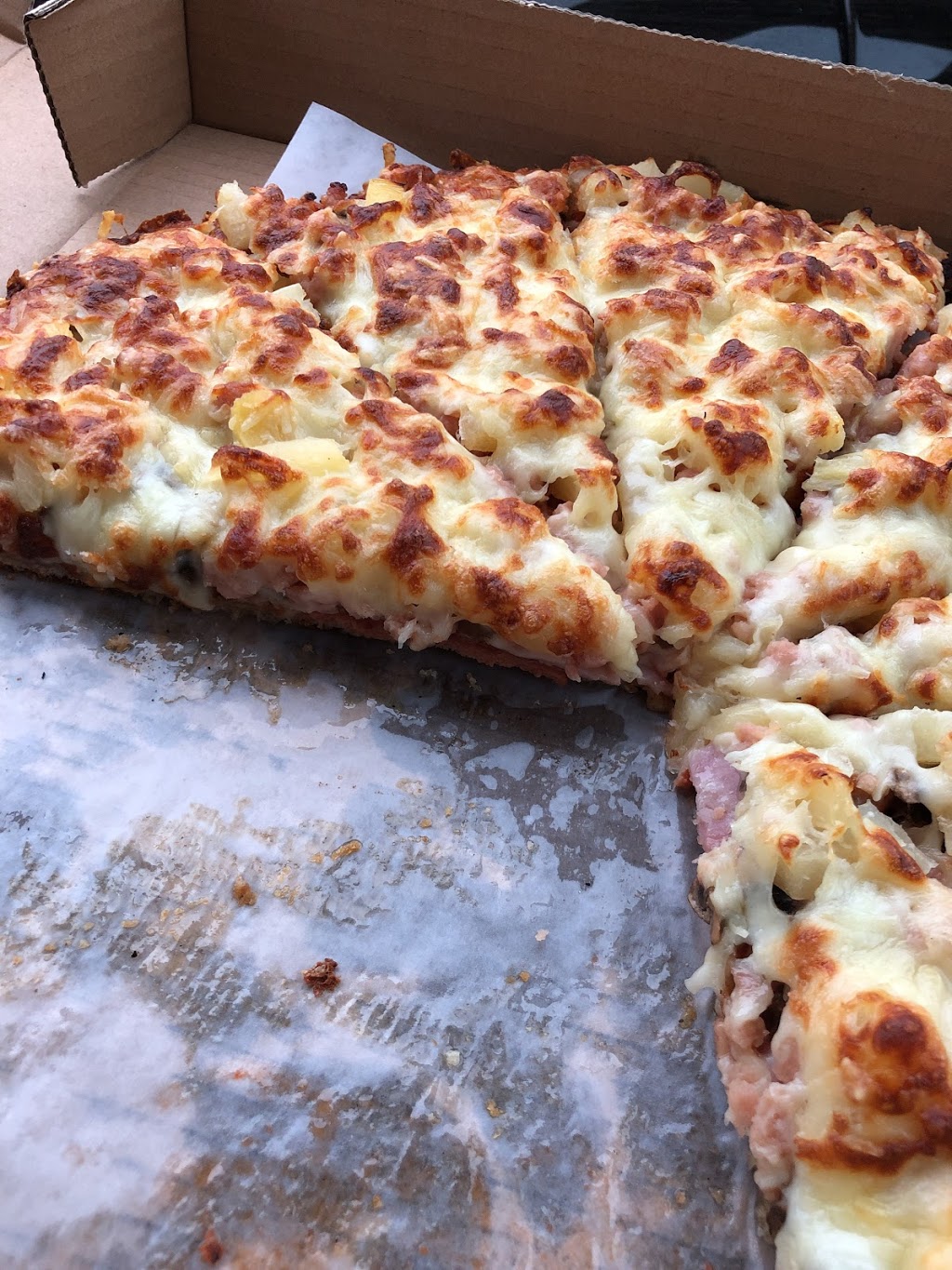 King George Pizza | 7093 King George Blvd Unit # 232, Surrey, BC V3W 5A2, Canada | Phone: (604) 591-1212