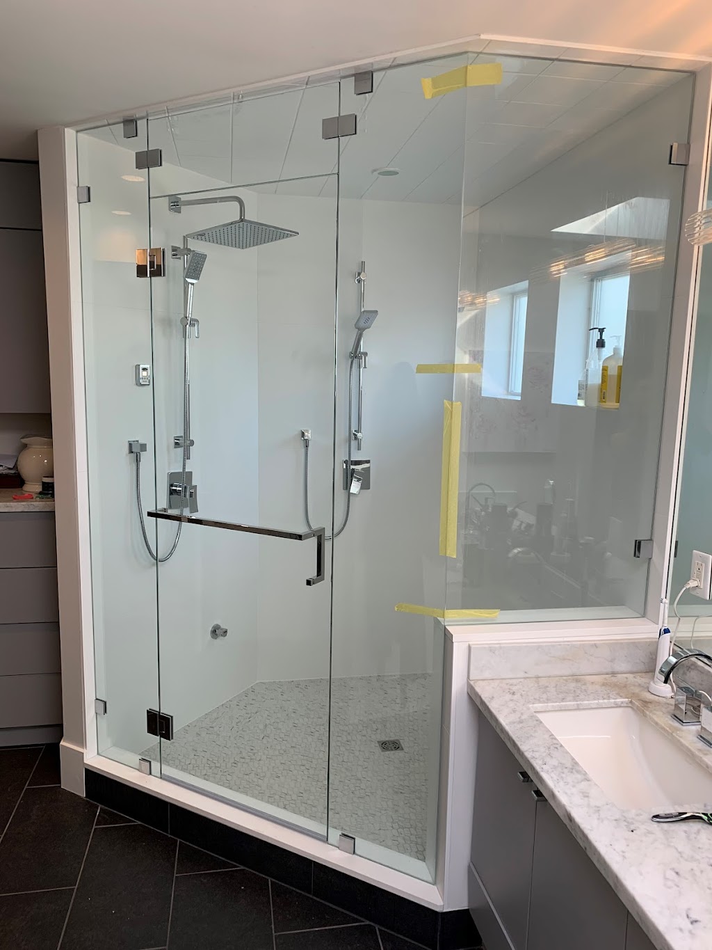 flawless shower doors | store | 2465 Wilson Ave #101, Port Coquitlam, BC V3C 0E6, Canada | 6043772374 OR +1 604-377-2374