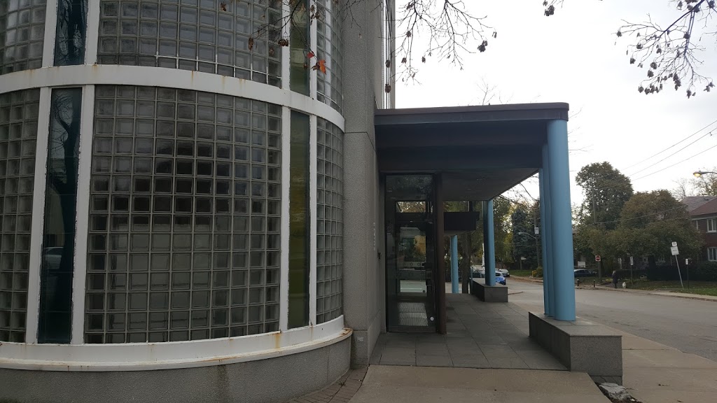 Beth Sholom Synagogue | 1445 Eglinton Ave W, York, ON M6C 2E6, Canada | Phone: (416) 783-6103