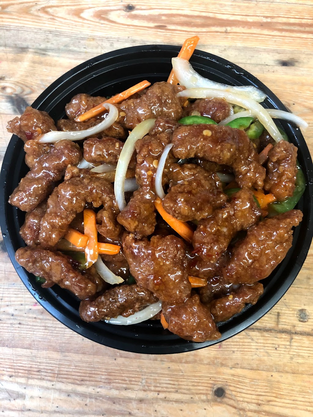 New China Kitchen | 446 St Annes Rd, Winnipeg, MB R2M 3C6, Canada | Phone: (204) 253-0713