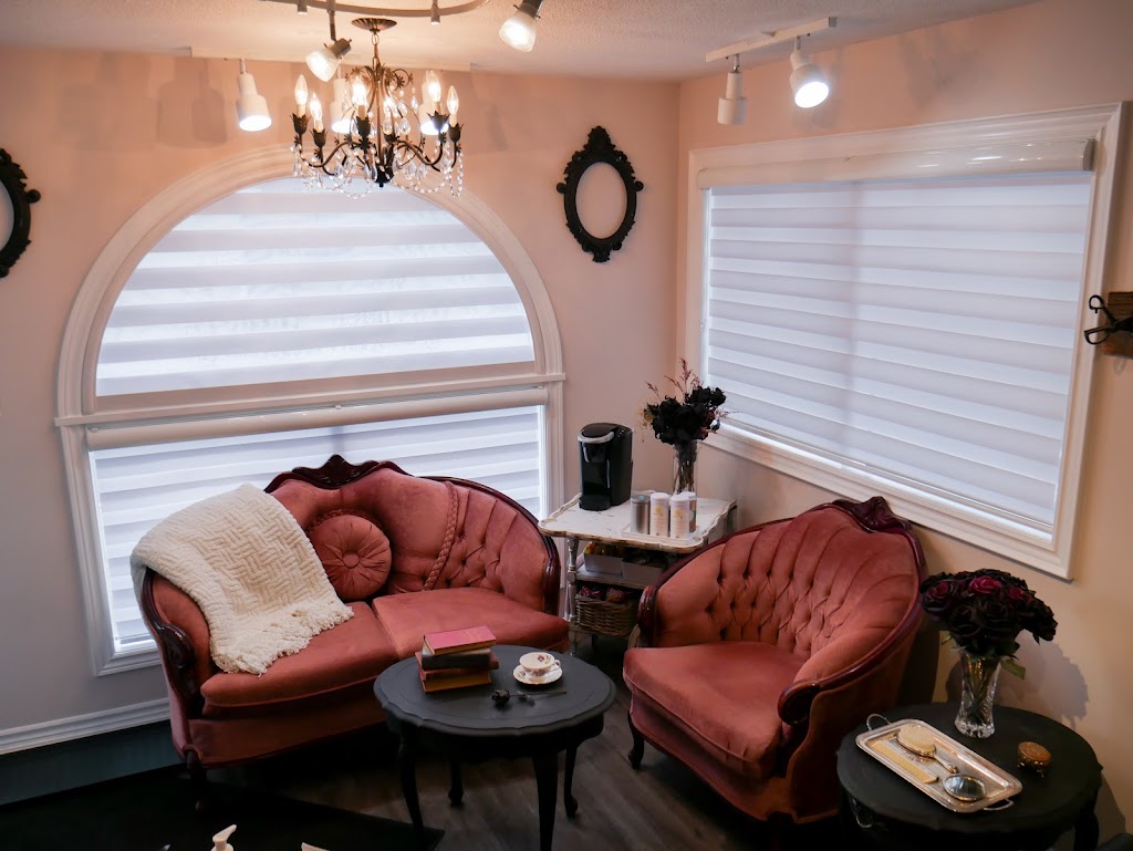 Black Rose Beauty Lounge | 23 Paris St, Alliston, ON L9R 1J3, Canada | Phone: (905) 965-5764
