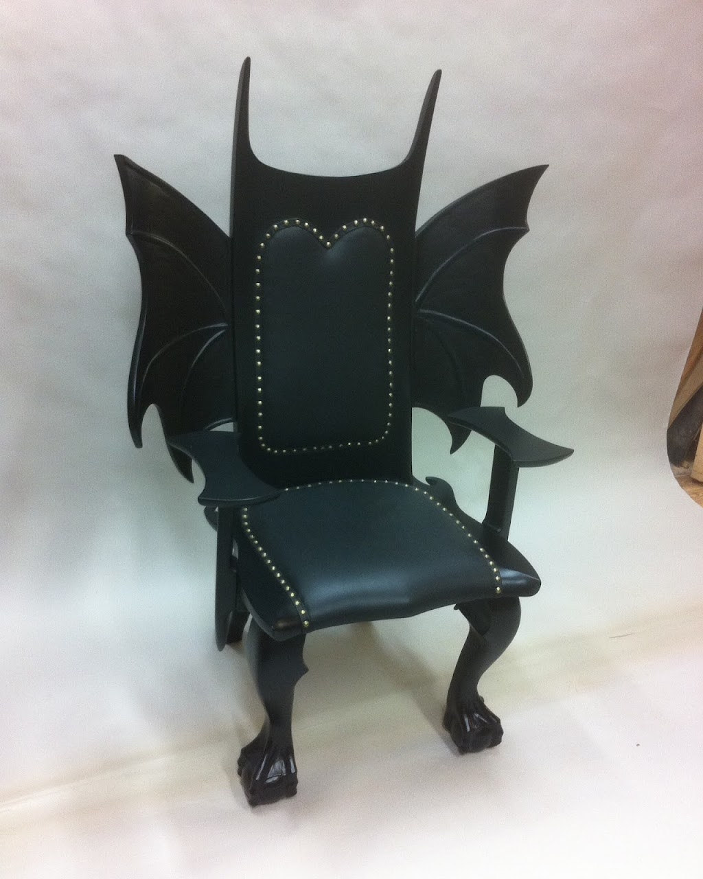 Bobby Grace Furniture | 414 Windsor Junction Rd, Windsor Junction, NS B2T 1G2, Canada | Phone: (902) 456-4672