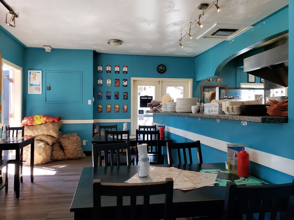 Fish on Fifth | 9812 Fifth St, Sidney, BC V8L 2X4, Canada | Phone: (250) 656-4022