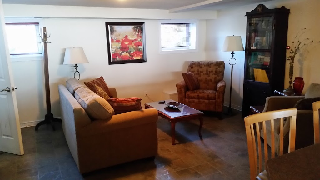 Presquile View Bed and Breakfast | 127 Harbour St, Brighton, ON K0K 1H0, Canada | Phone: (416) 592-0527