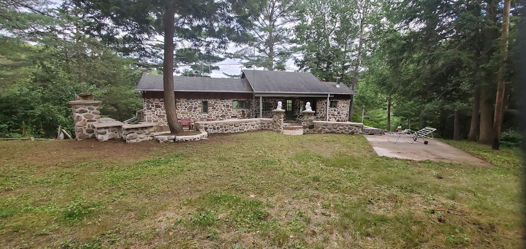 Le Domaine de Robert dit le Ti-Bout | 140 Chem. de la Côte à Menick, Mandeville, QC J0K 1L0, Canada | Phone: (819) 373-5798