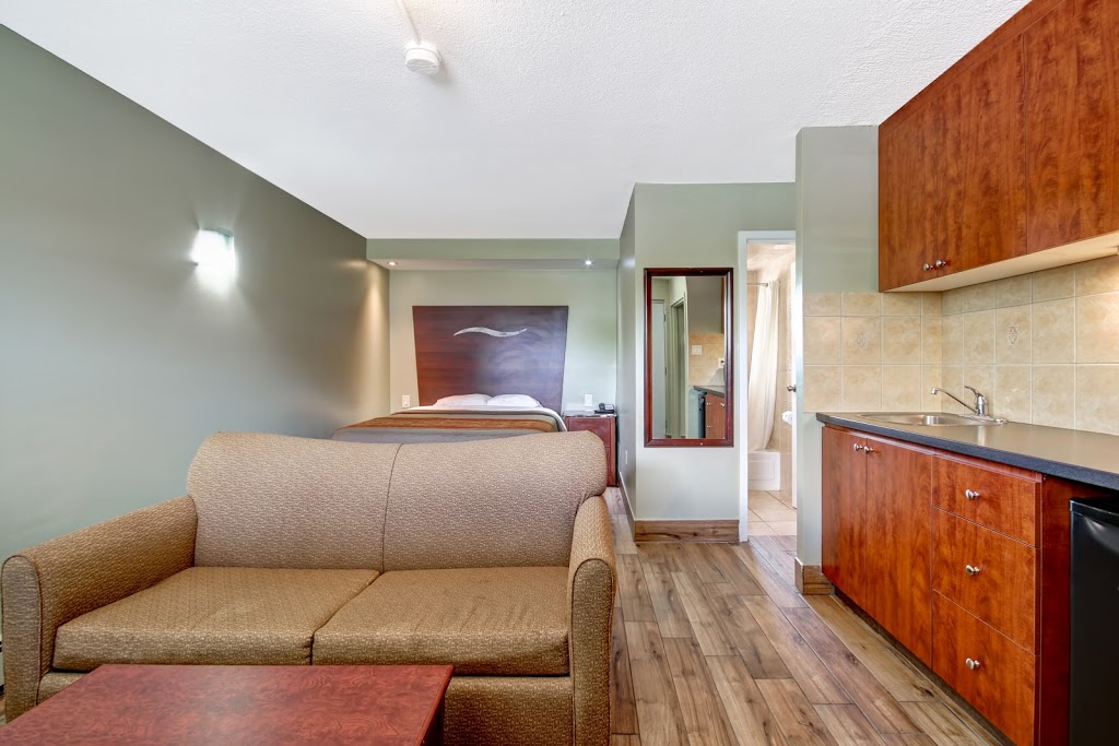 Burlington Inn | 2404 Queensway Dr, Burlington, ON L7R 3T3, Canada | Phone: (905) 637-1547