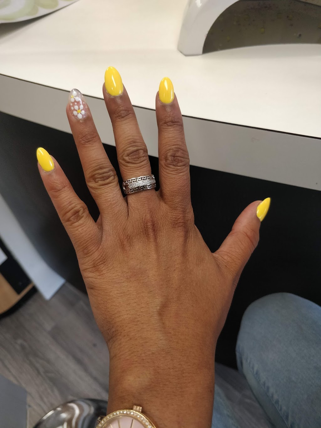 Ongles Beauty | 1727 Blvd. Shevchenko, LaSalle, QC H8N 1P6, Canada | Phone: (514) 363-3336