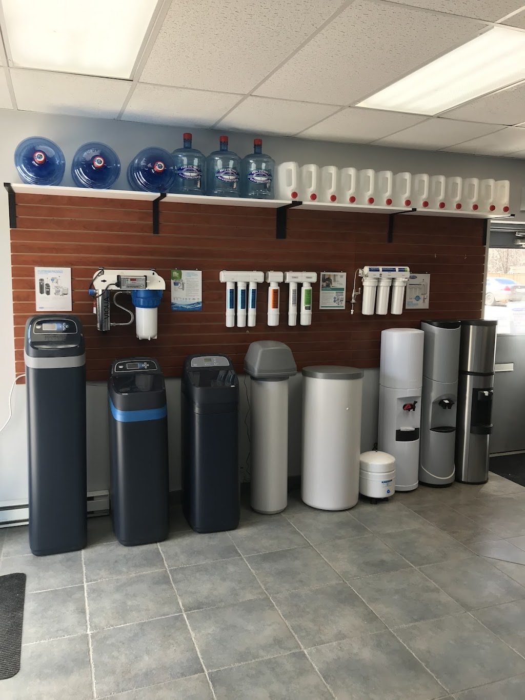 Watermaker Fergus | 935 St David St N, Fergus, ON N1M 2W3, Canada | Phone: (519) 787-8205