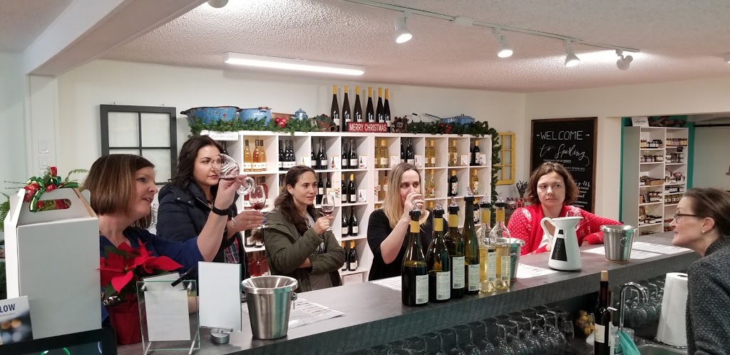 Upper End Wine Tours | 2181 Chilcotin Crescent, Kelowna, BC V1V 2M8, Canada | Phone: (778) 760-0434