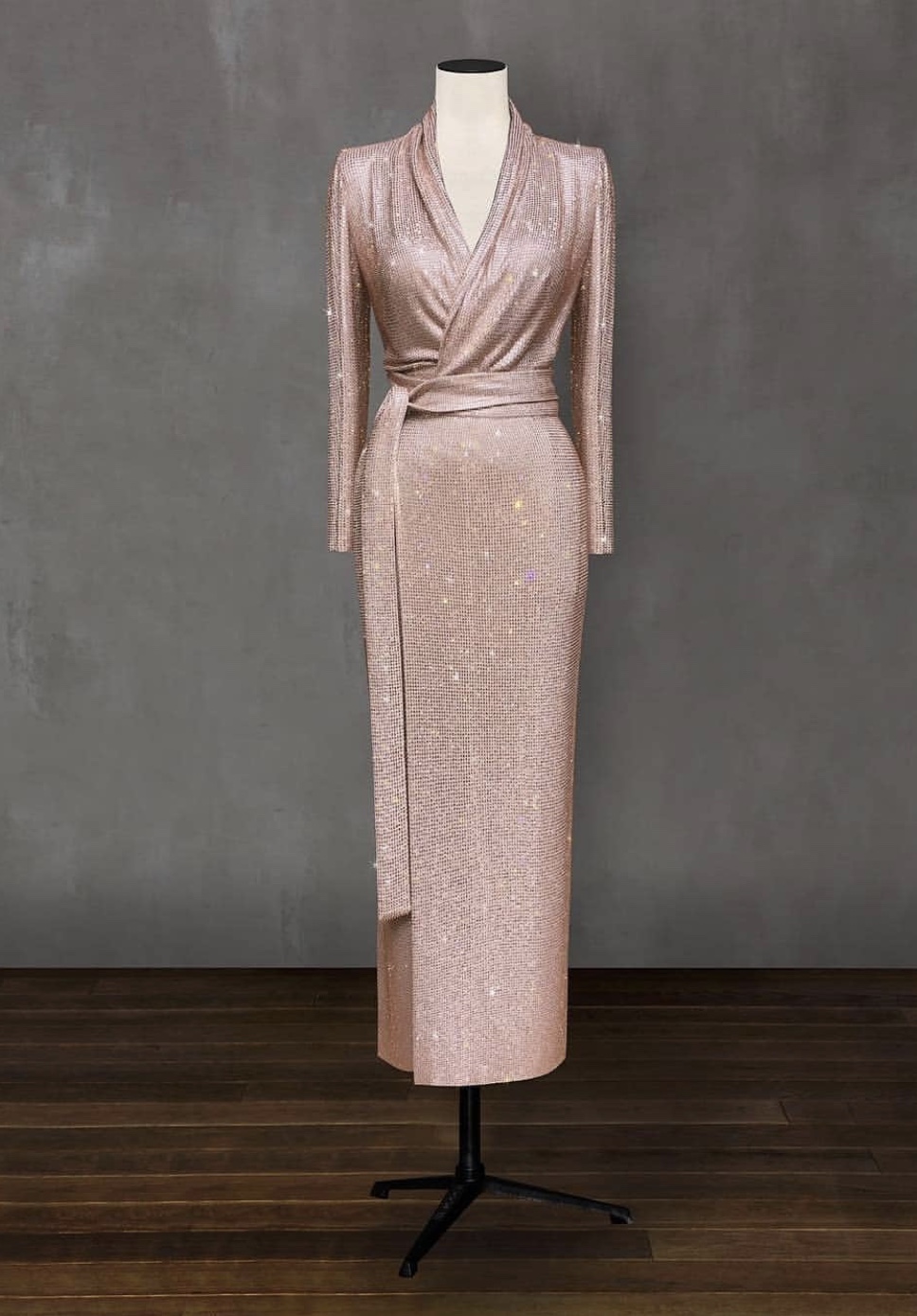 Instant Tailoring Ltd | 4567 Lougheed Hwy. #202, Burnaby, BC V5C 3Z6, Canada | Phone: (604) 291-0186