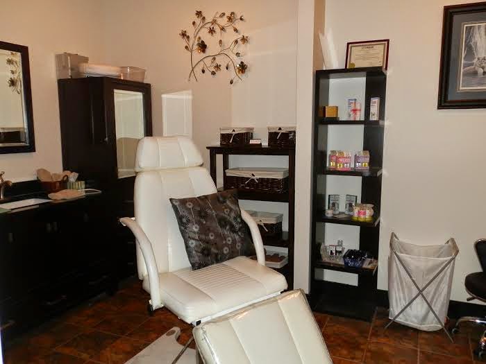 Split Ends Hair & Esthetics | 2763 Beverly St #103, Duncan, BC V9L 6X2, Canada | Phone: (250) 597-2020