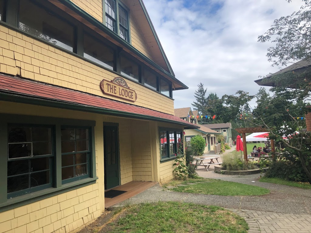 Dining Hall | 2916 McBride Ave, Surrey, BC V4A 3G2, Canada | Phone: (604) 535-0015