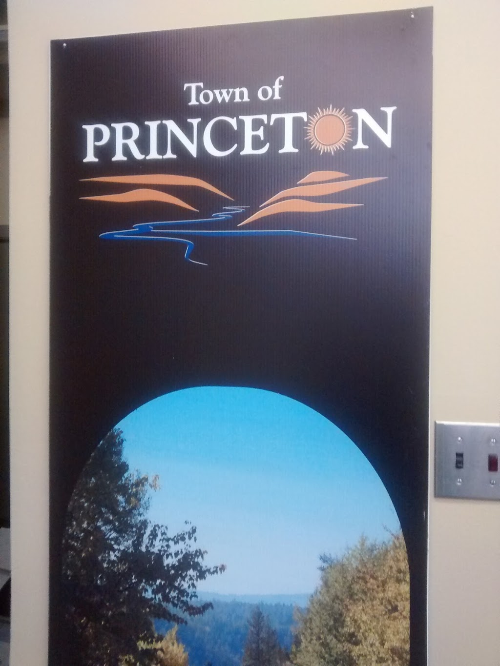 Princeton & District Chamber of Commerce | 105 Hwy #3 East Box 540, Princeton, BC V0X 1W0, Canada | Phone: (250) 295-3103